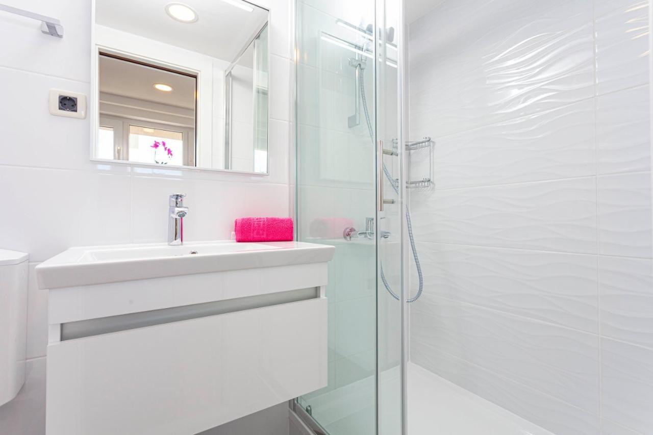 Villa King Apartments Brela Bagian luar foto