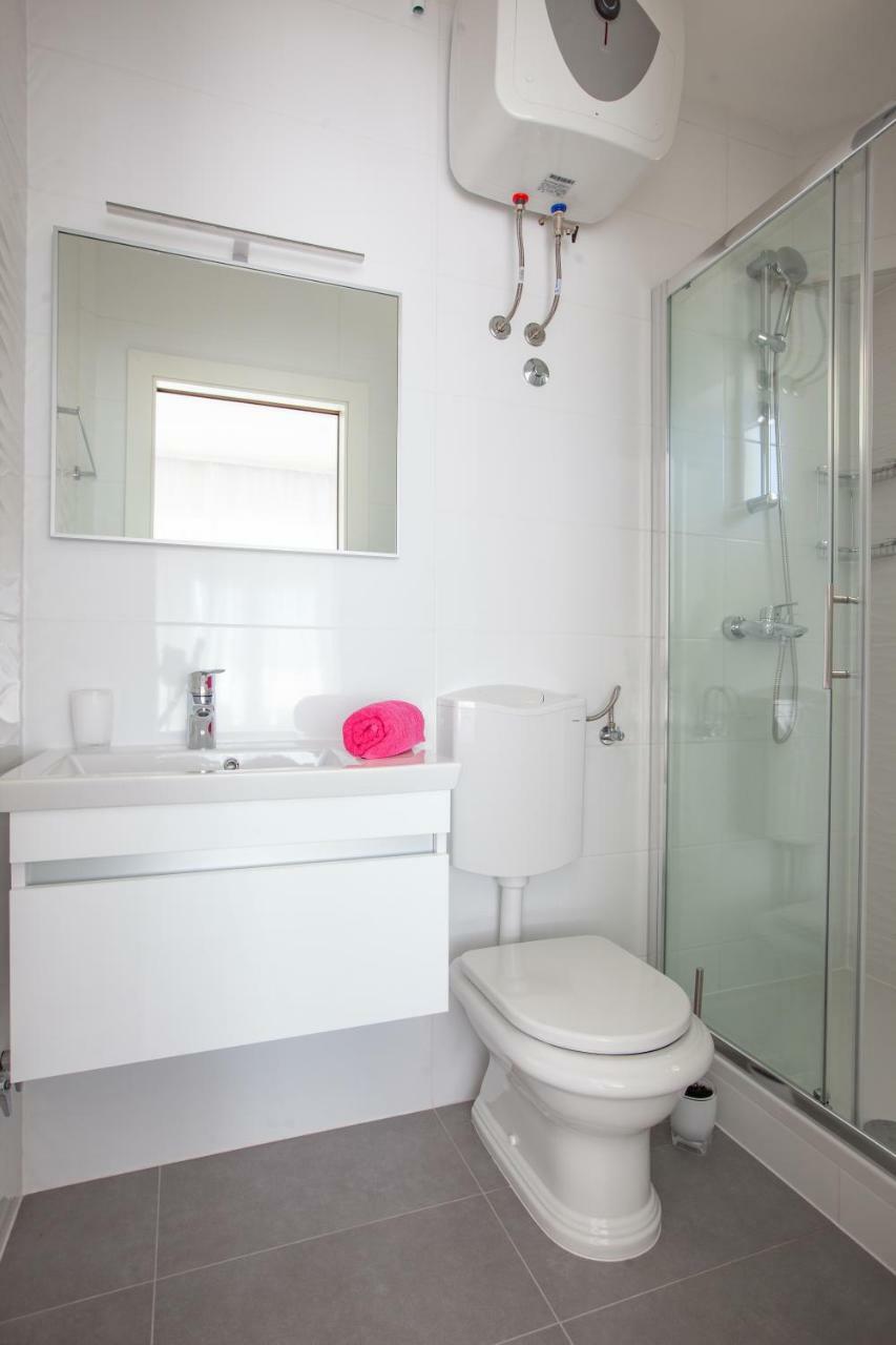 Villa King Apartments Brela Bagian luar foto